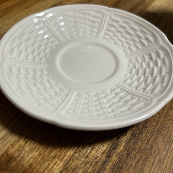 Wedgwood Other - Wedgwood  6" Saucer (Only) for Teacup Willow Weave Cream 💚